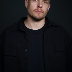 Леонид Кулаков