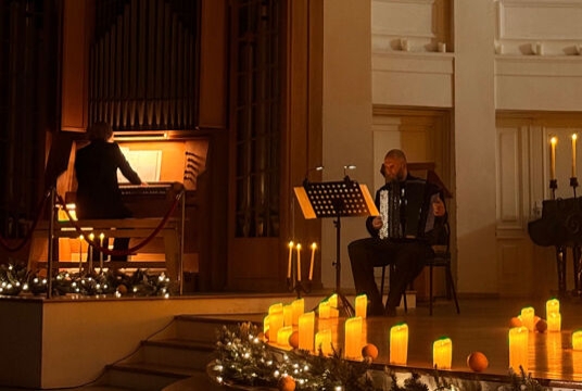 Танго в Париже