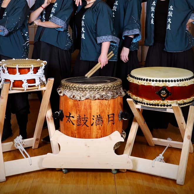 «Мультимедийный проект. Шоу японских барабанов и орган»