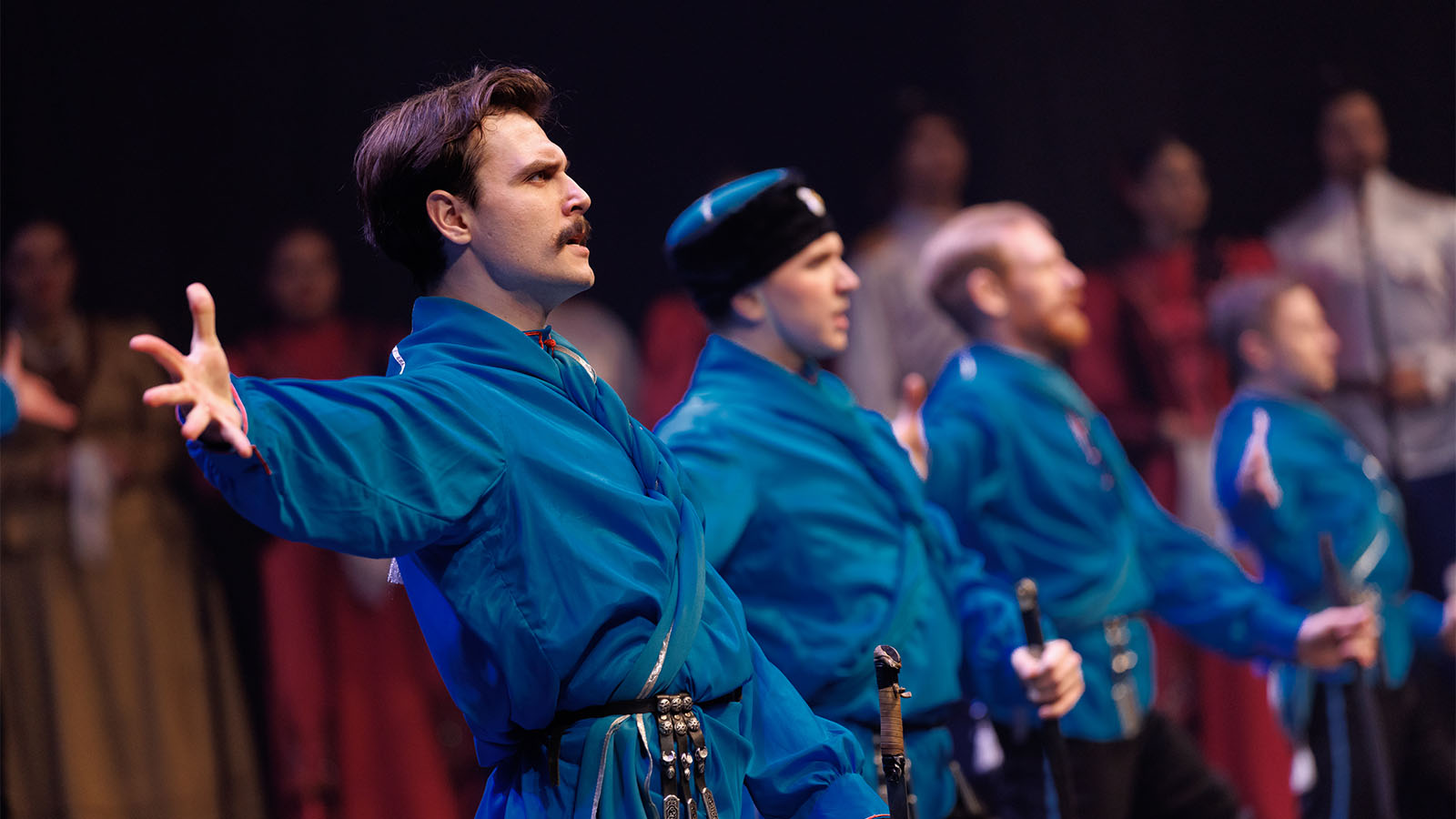 Разливайся, тихий Дон