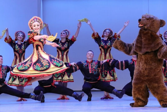 Концерт заслуженного государственного академического ансамбля песни и танца «Донбасс» «Многонациональный Донбасс»