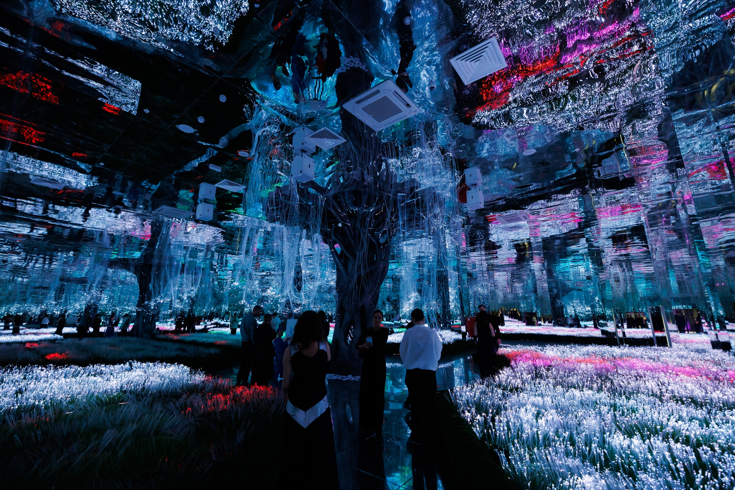 Музыка киношедевров в сиянии тысячи свечей