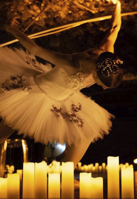 "Christmas Classics": Рождественская музыка и балет при свечах. Щелкунчик, Спящая красавица и другие шедевры классической музыки в историческом особняке на Волхонке