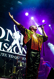 One Vision. Queen лучшие хиты c симфоническим оркестром