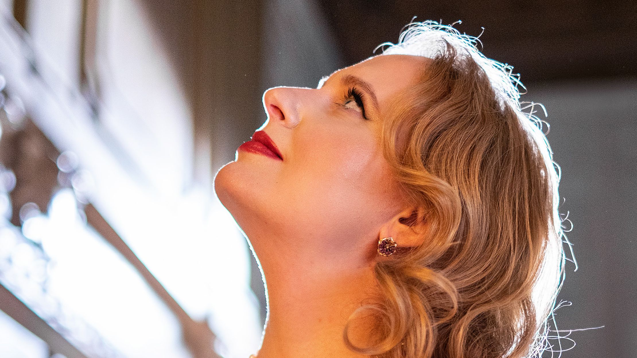 Час перед рассветом. Пасхальный концерт Анны Паклиной Своё Поле