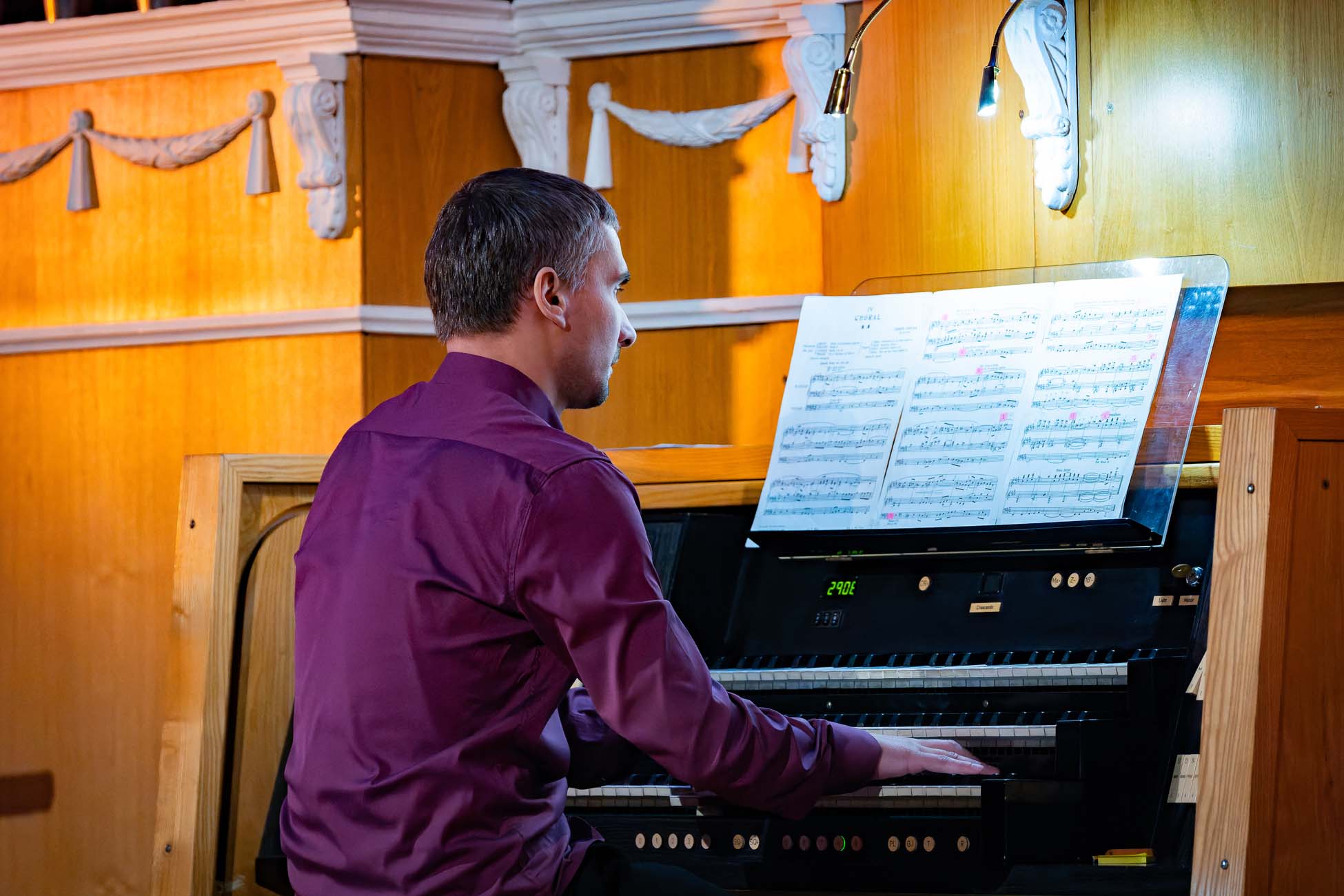 Кирилл Янковский. Музыка других миров