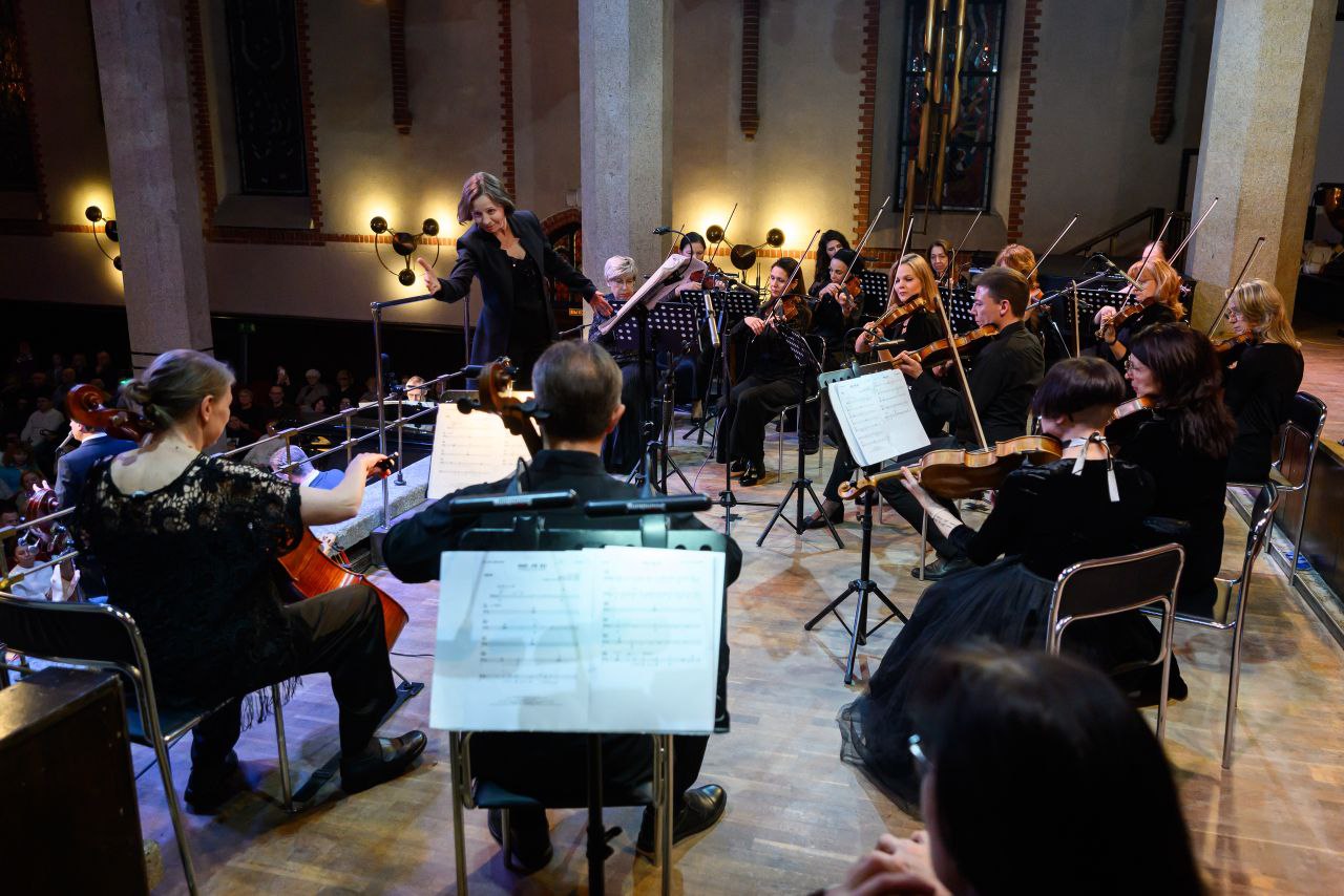 Камерный оркестр приглашает: кинохиты под новый год