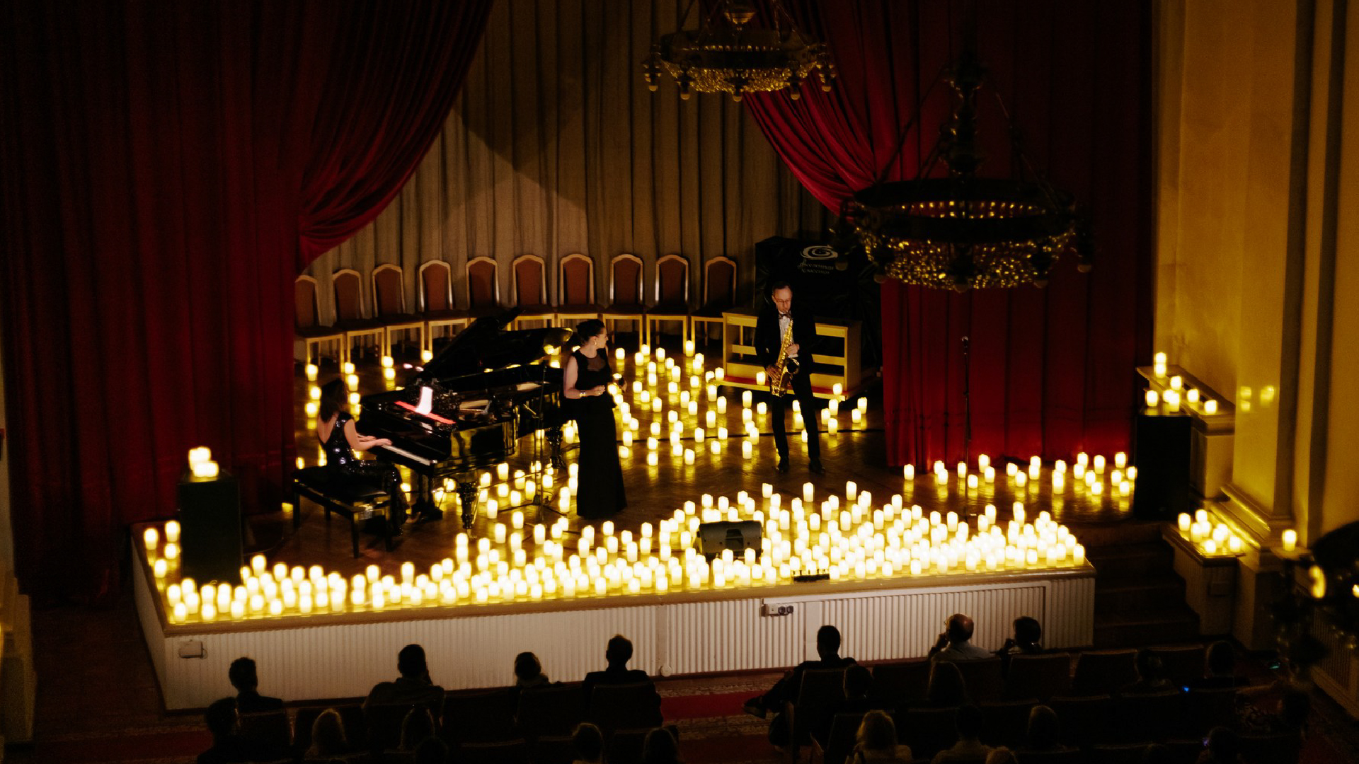 Джаз в свете cвечей
