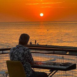 Фортепиано на закате