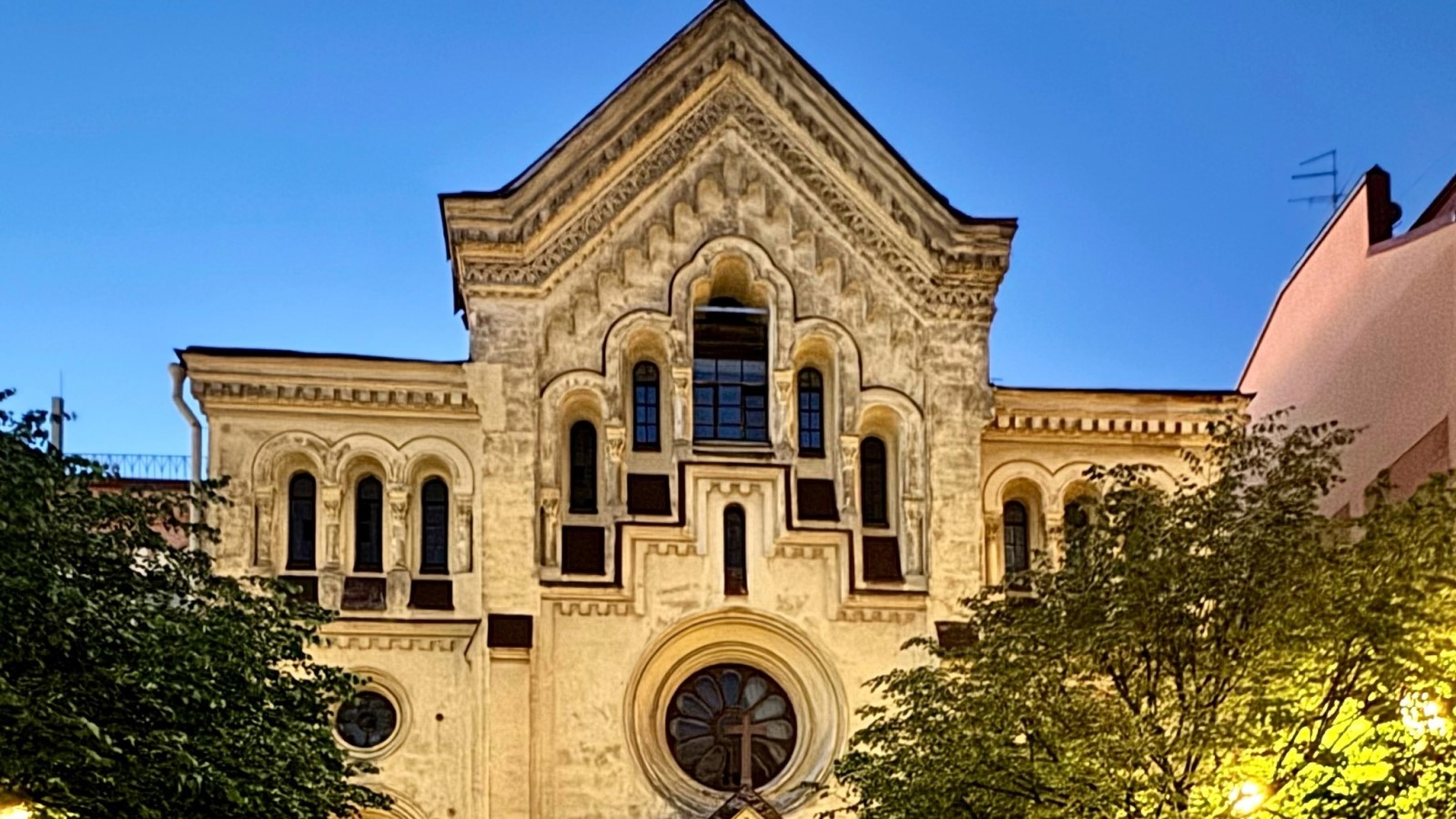 Киномузыка и лёгкая классика при свечах