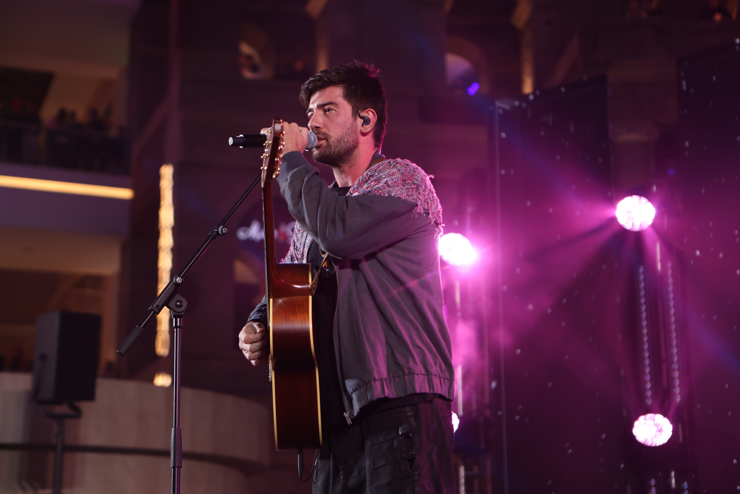 Квартирник Антона Лаврентьева