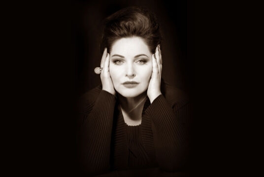 Концерт Хиблы Герзмава «Где-то далеко, в памяти моей!»