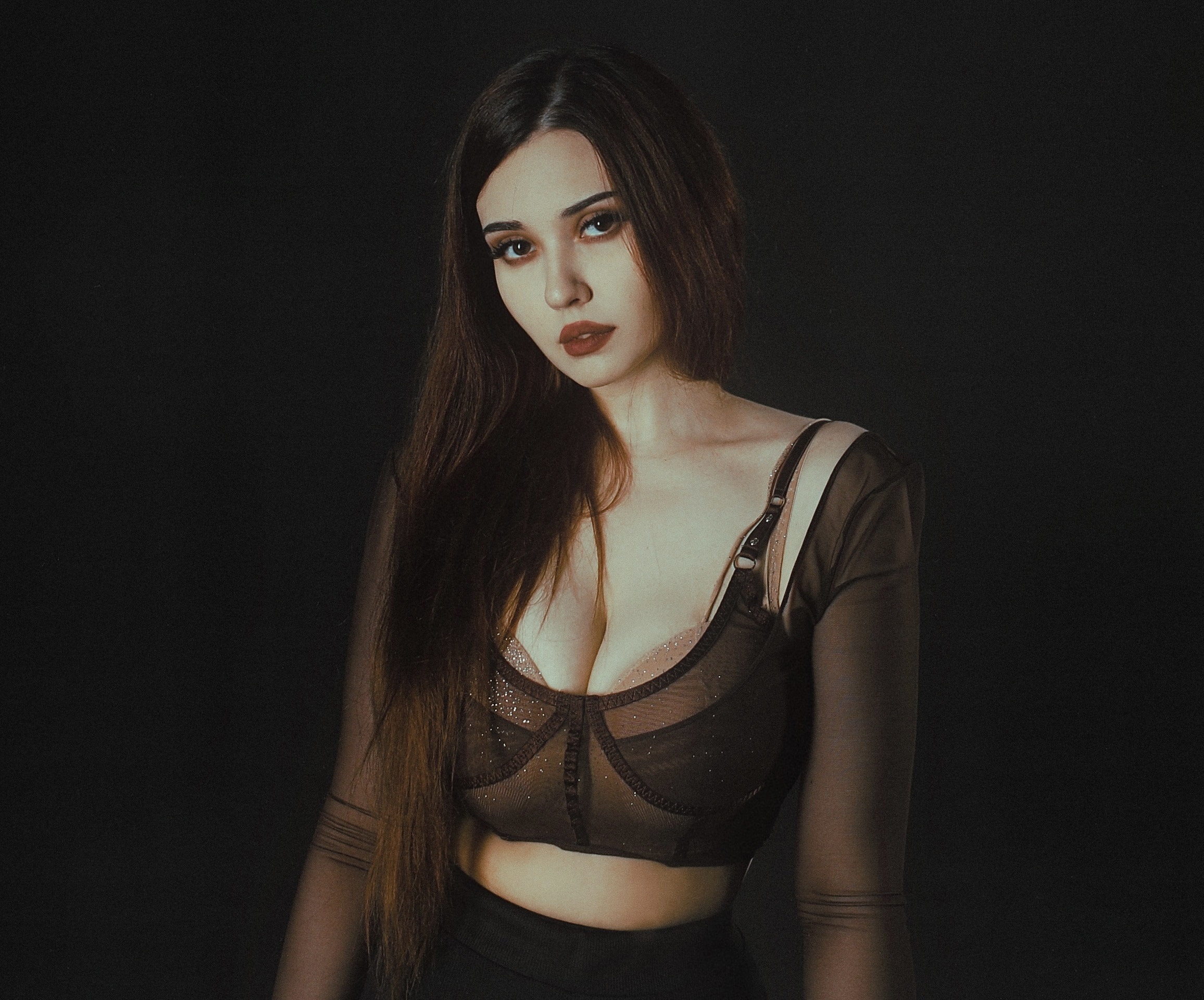 Dead Blonde & Secret Guest