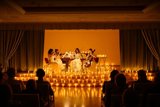 Вечер в Париже при свечах