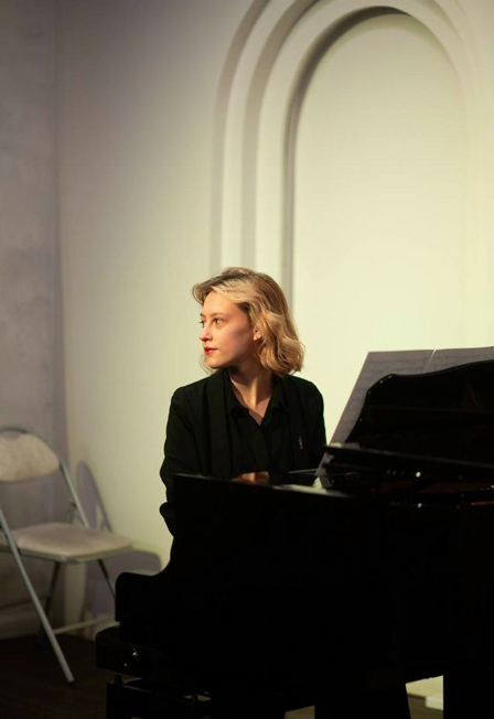 Концерт-лекция «ЖИЗНЬ ЖЕНЩИНЫ»