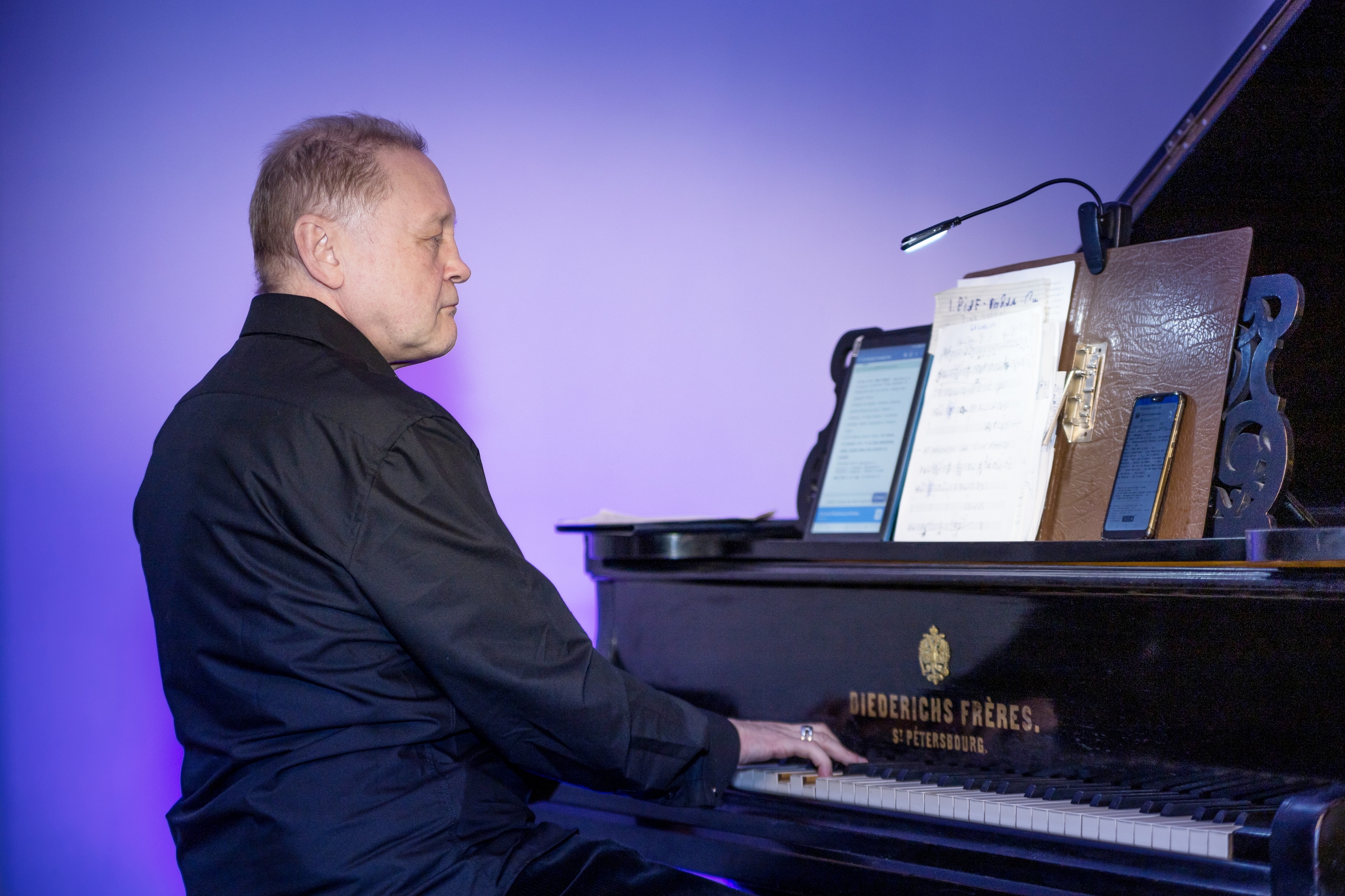 Илья Гончаров. Женский образ Серебряного века