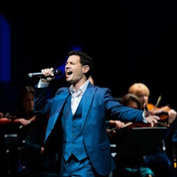 Концерт Антона Макарского и оркестра им. Н. Некрасова