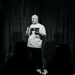 Грязный стендап