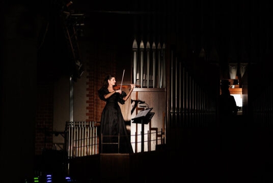 Неоклассика: И.С.Бах и современность. Электроскрипка и орган