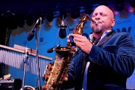 Alexander Dovgopoly Project & Кристина Корнелюк