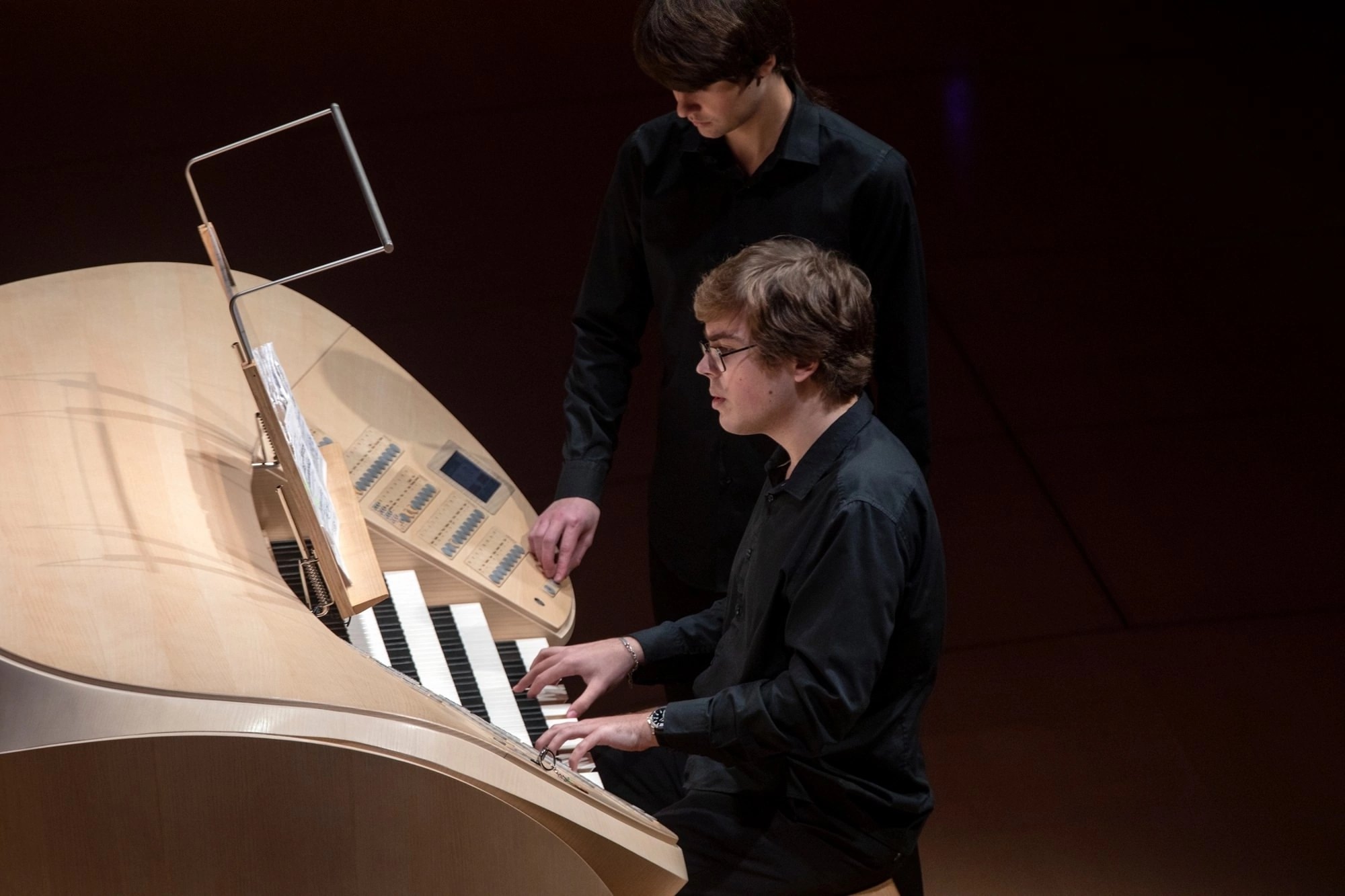 Орган и музыкальные инструменты Ирана