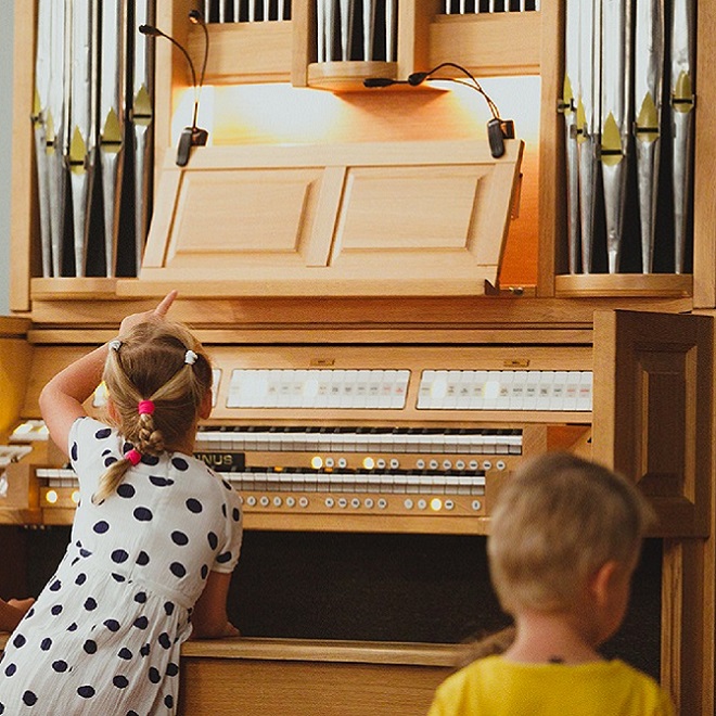 Интерактивная программа для детей «Музыкальная коллекция: А что внутри органа?»