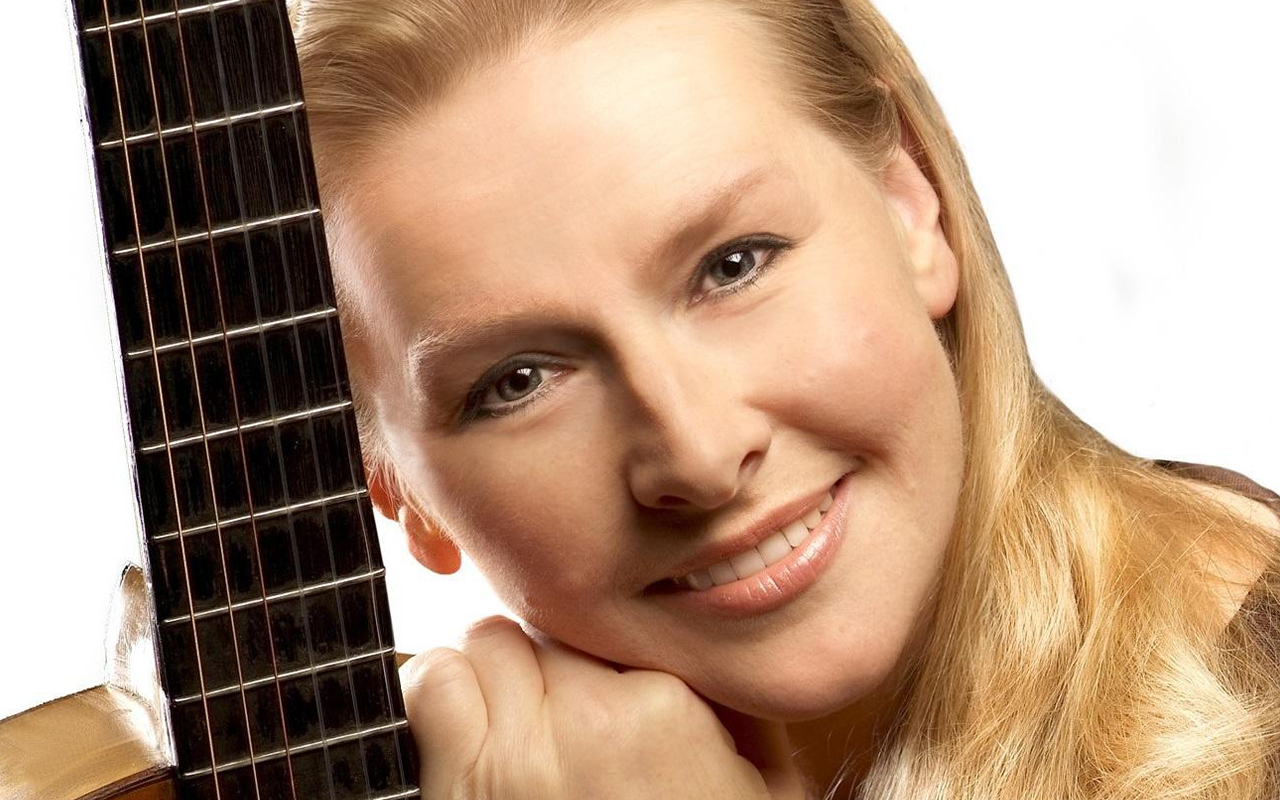 Галина Хомчик. Монолог у новогодней ёлки