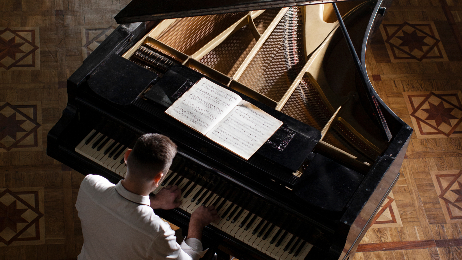 Цикл «Музыкальные четверги с Московской консерваторией» Вечер фортепианной музыки