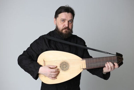Гитара и лютня. Сквозь века