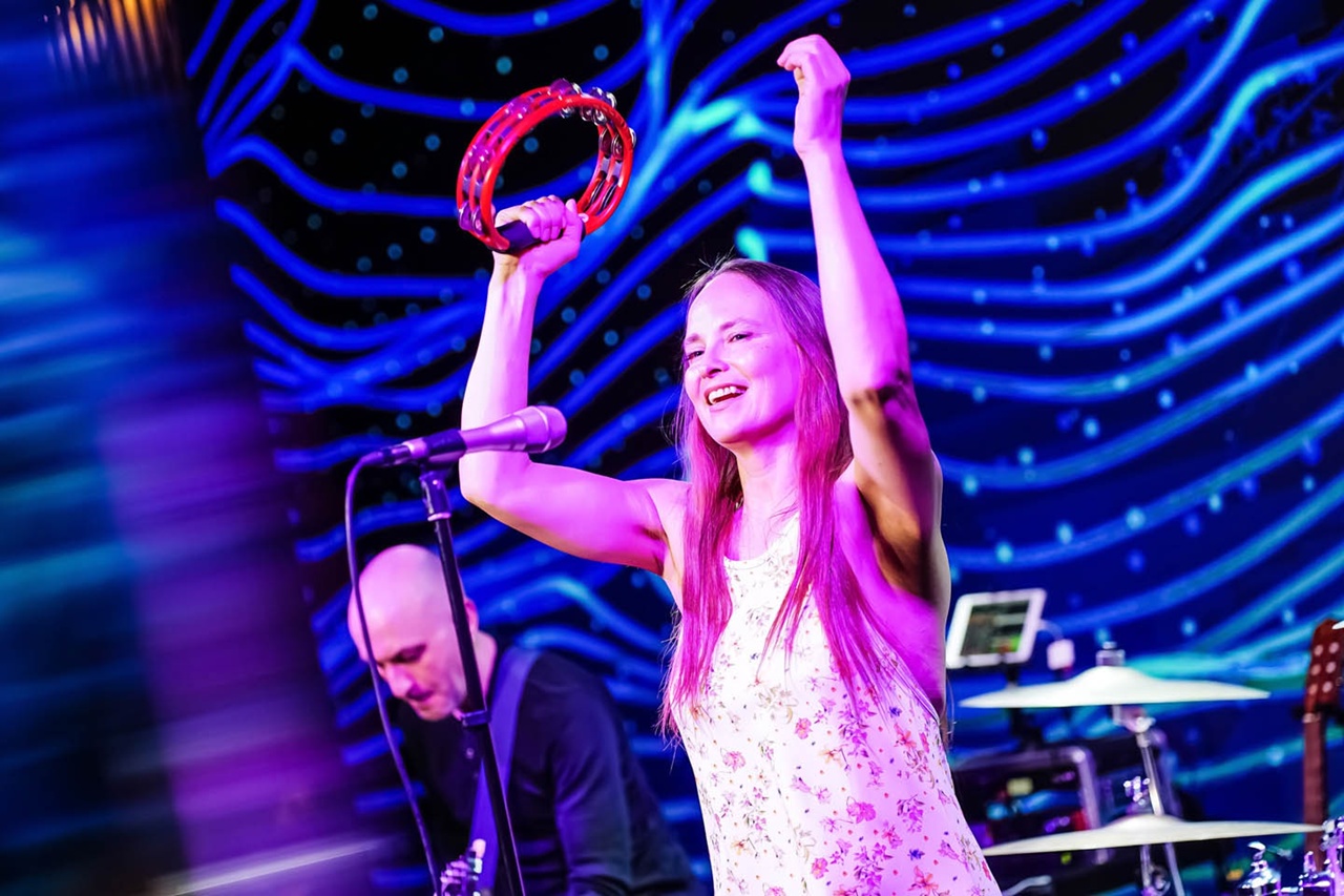 Не отрекаются любя