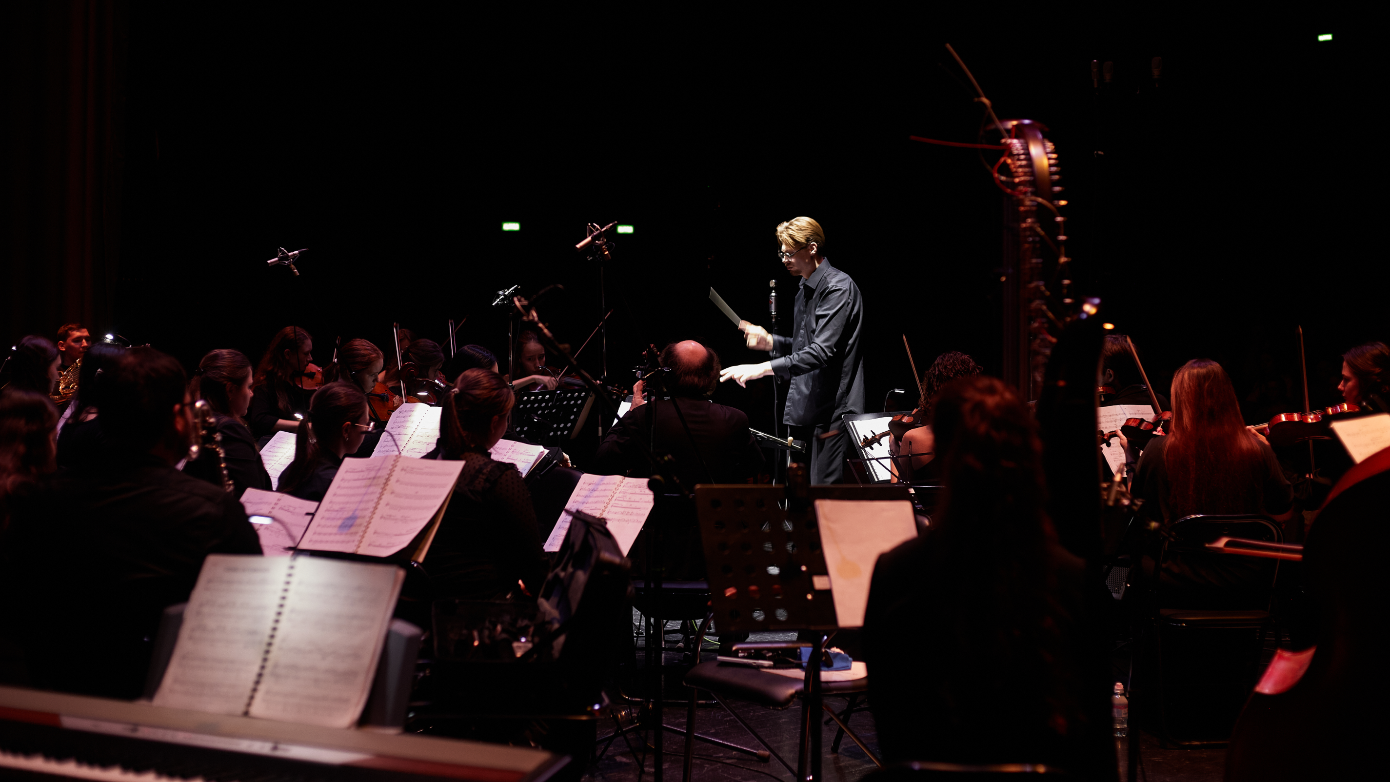 Парад увертюр