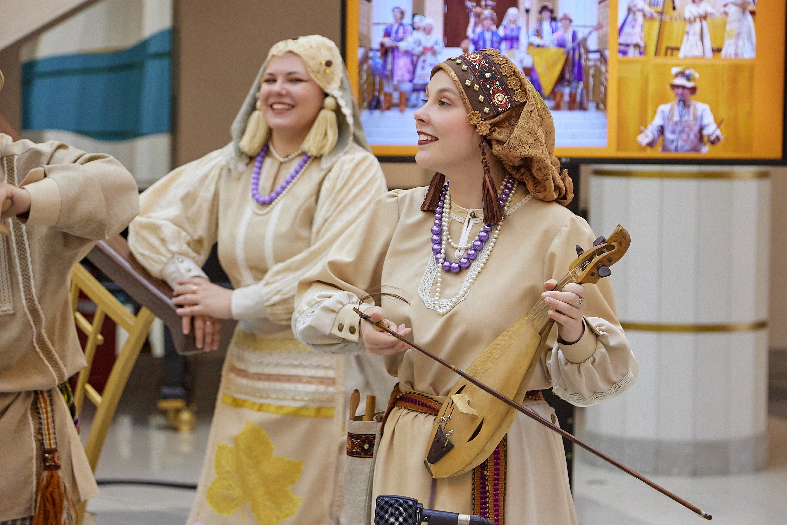 Праздничные звоны. СмоРодина