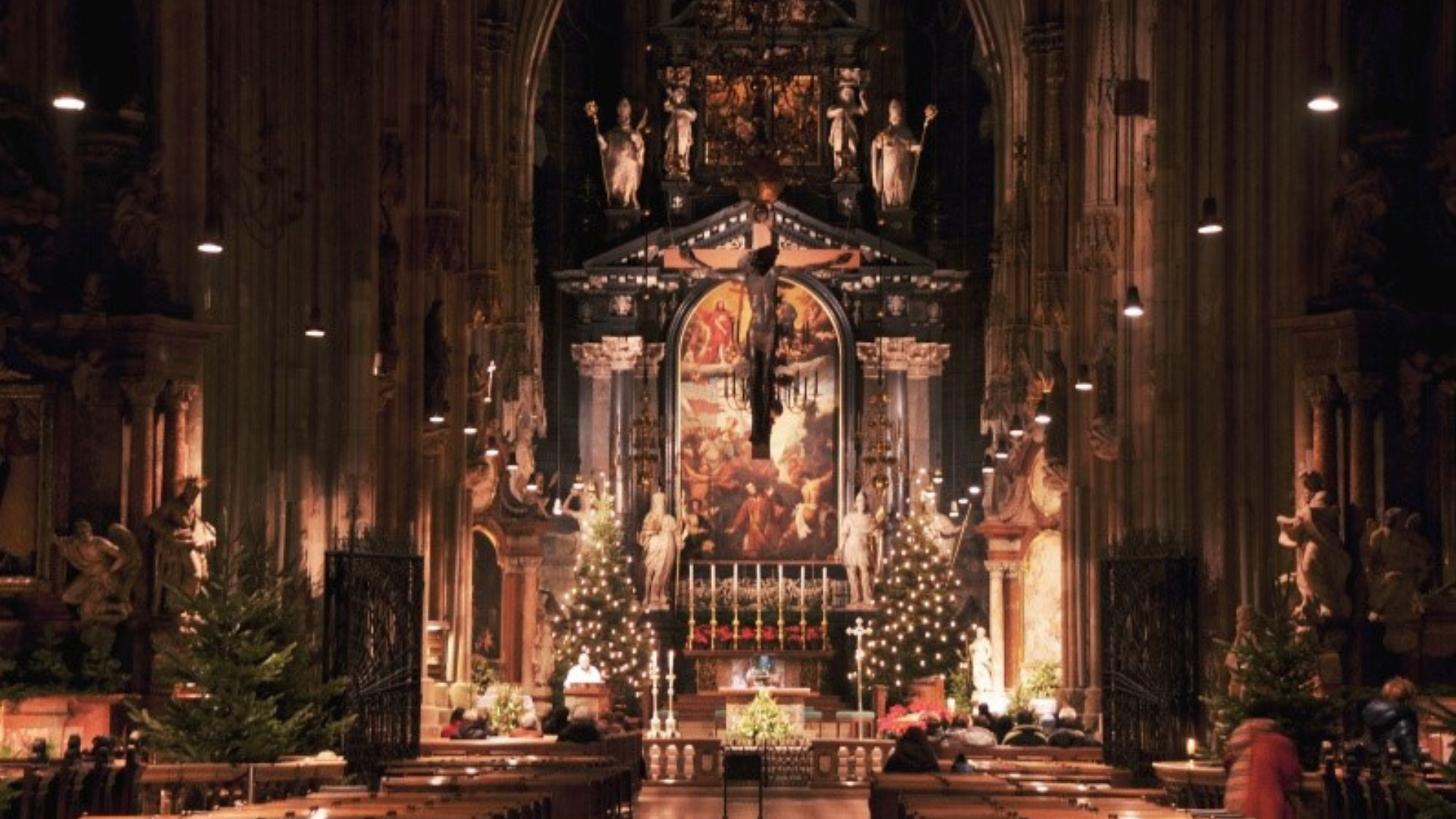 Концерт святой екатерины. Рождество в католической церкви. Рождество в Германии Церковь. Католическое Рождество месса. Католический храм в Рождество.