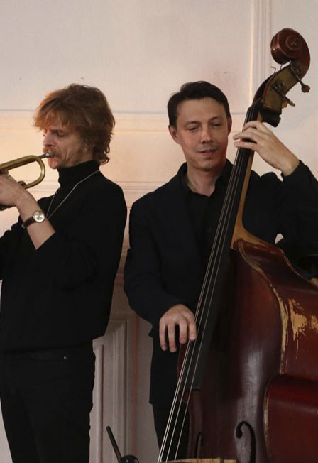 The Trio. Noir jazz