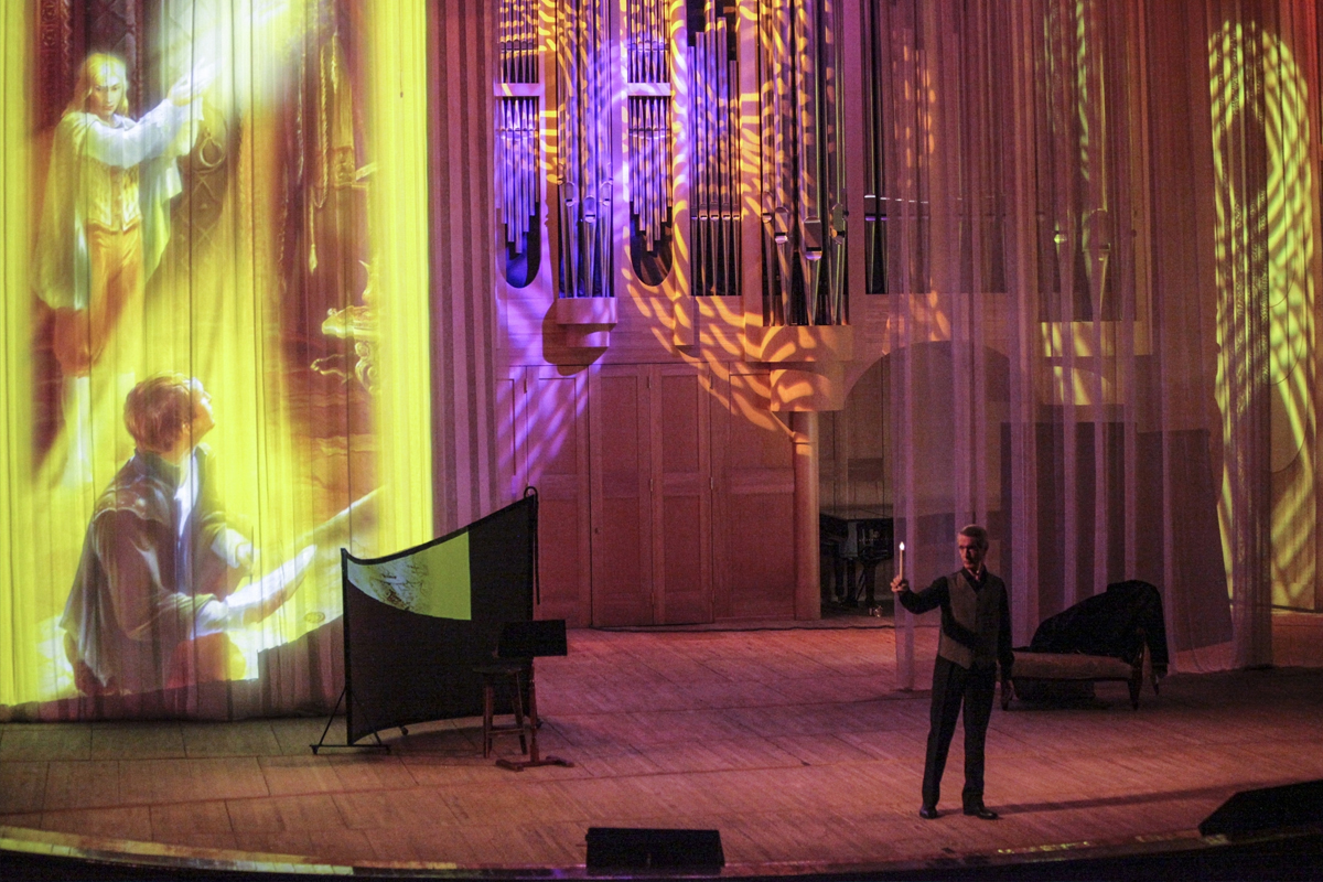 Рождественская песнь, или История с привидениями