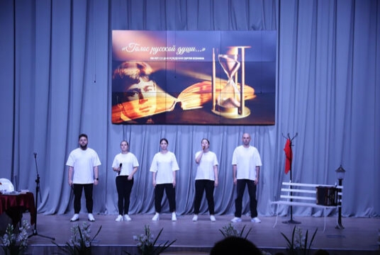 Певец березового ситца