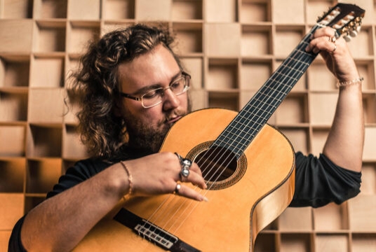 В ритмах фламенко – Алексей Стародубцев & Flamencura Project Trio