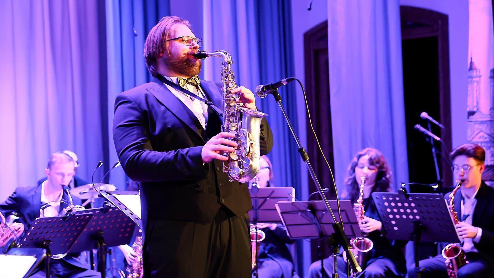 Санкт-Петербургский оркестр саксофонов в Эрмитаже. Шедевры классики. Праздничный концерт ко Дню города