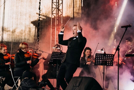 Рок хиты с симфоническим оркестром