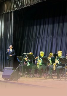 Новогодний фейерверк мелодий