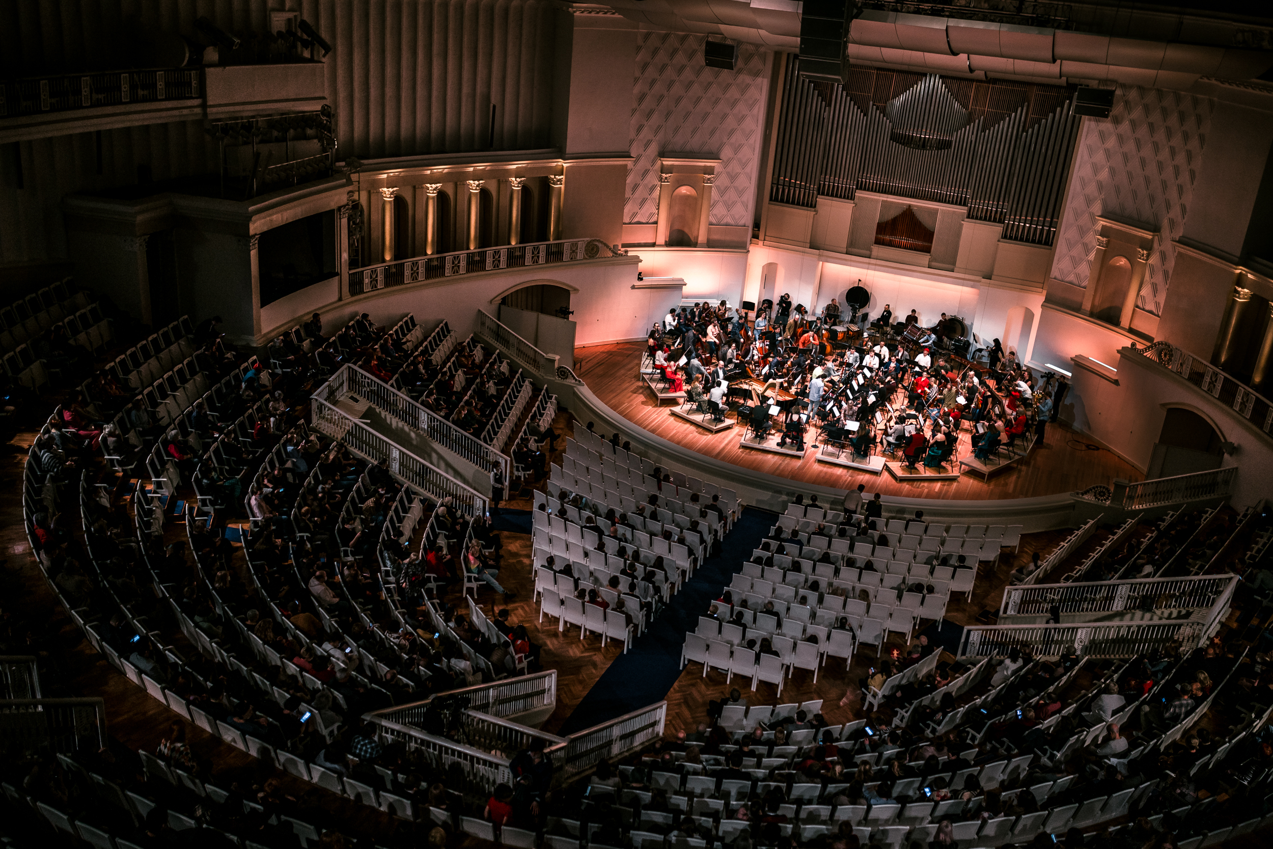 Концерт 1 б. Зал Чайковского. Персимфанс. Зал Чайковского план. Канада известный концертный зал столетия.