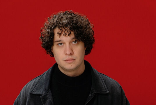 Концерт Антона Токарева