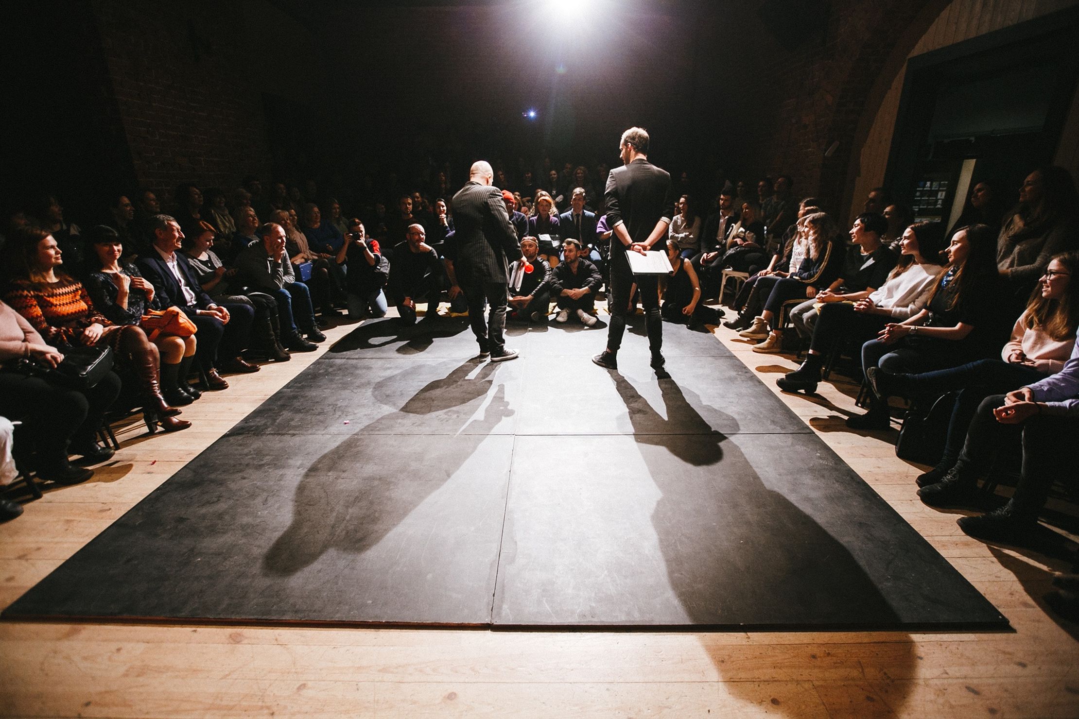 Наизнанку — вечер актерской импровизации