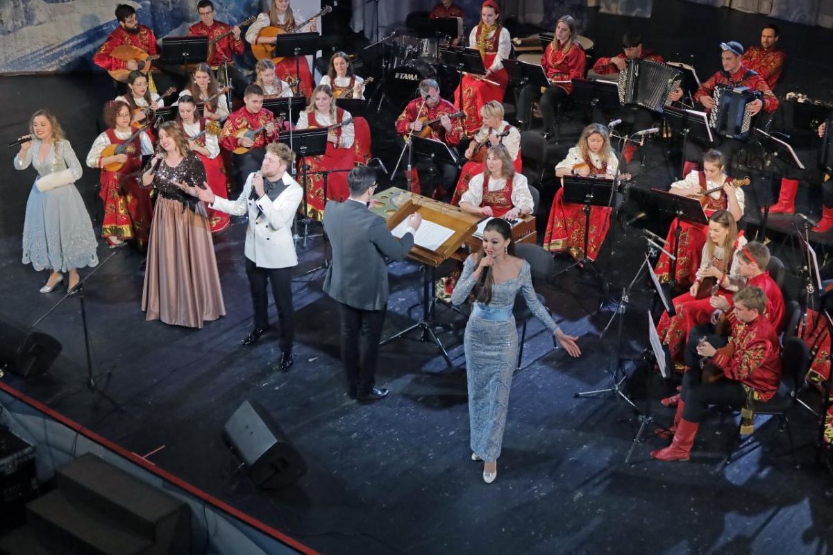 Оркестр «Дон». Новогодние приключения Маши и Вити