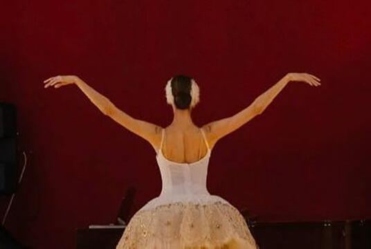 Магия свечей. Мировые шедевры оперы и балета: от «Щелкунчика» до «Кармен