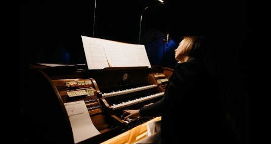 Концерт при свечах «Вселенная Ханса Циммера. Universe»