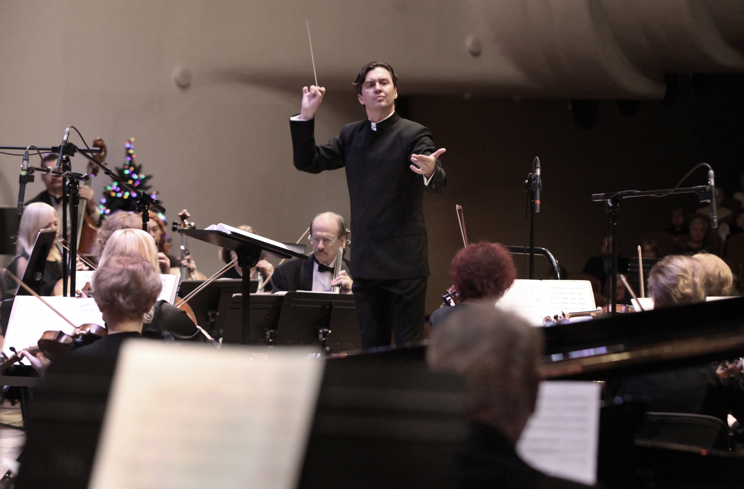 Дмитрий Юровский