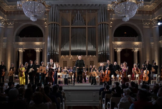 Голливуд в весеннем Петербурге