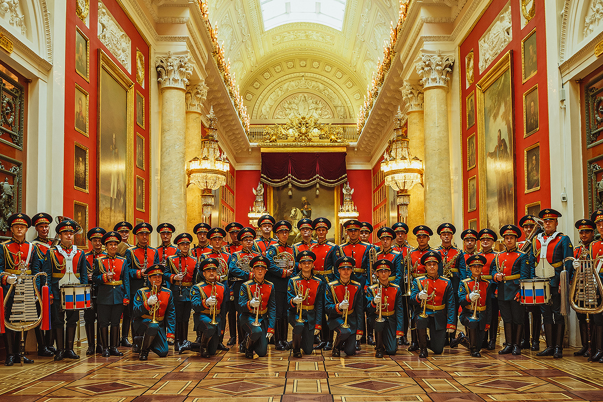 Музыка в блеске мундиров