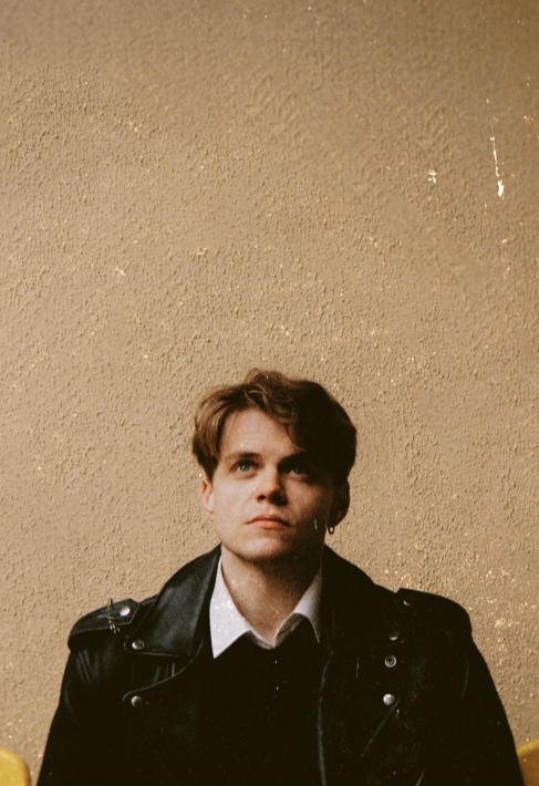 Артемий Соколов-Савостьянов. Квартирник «Проверка связи»